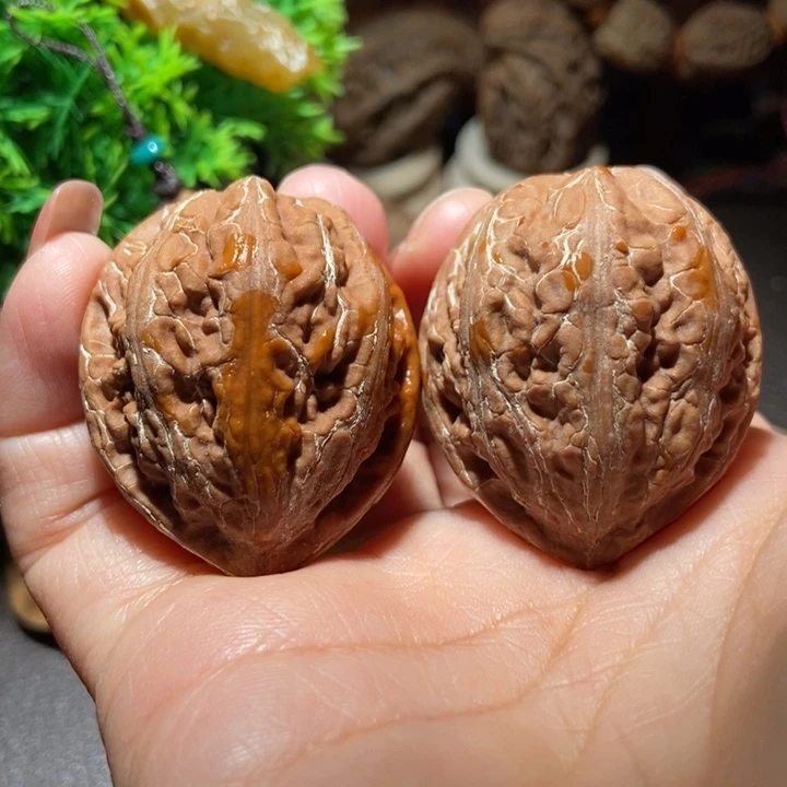 把件文玩核桃东北楸子小雪67