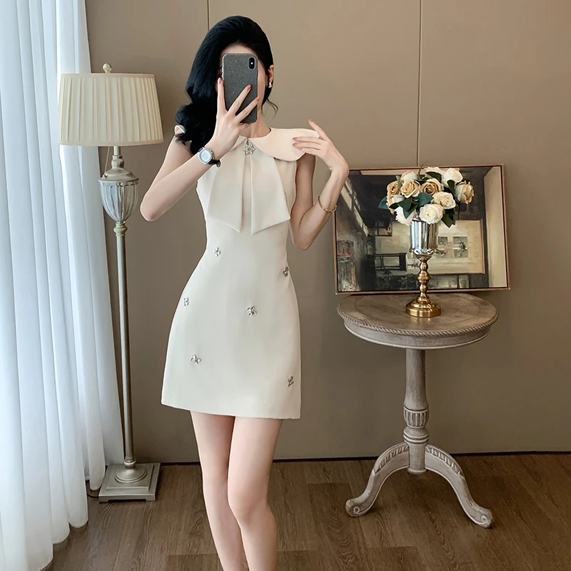 夏季时尚小个子气质修身显瘦A字短裙女洋气轻奢小香风无袖连衣裙