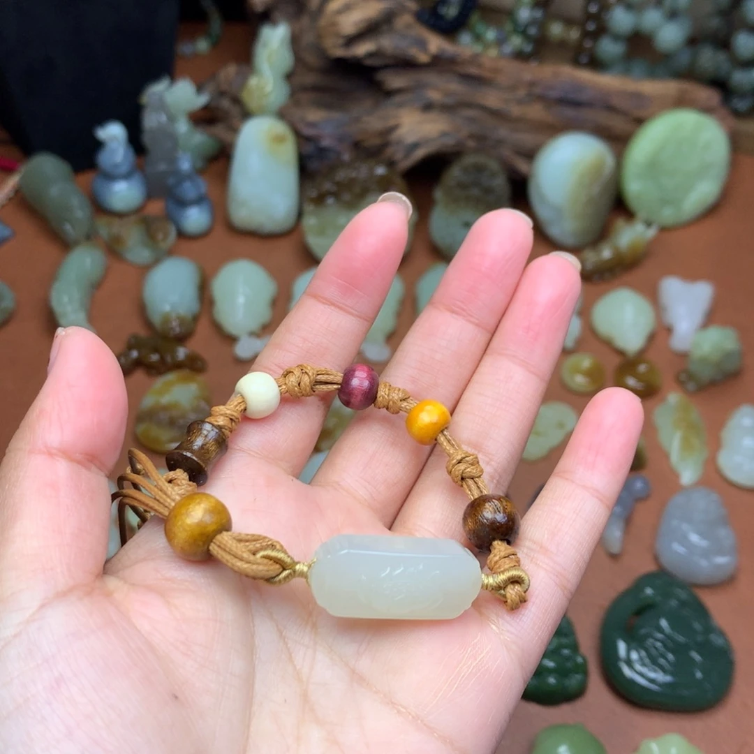 和田玉未镶嵌挂件