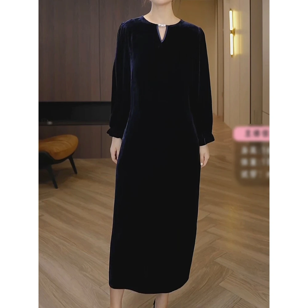 正式场合连衣裙大方得体2025新贵夫人气质减龄宽松显瘦丝绒直筒裙