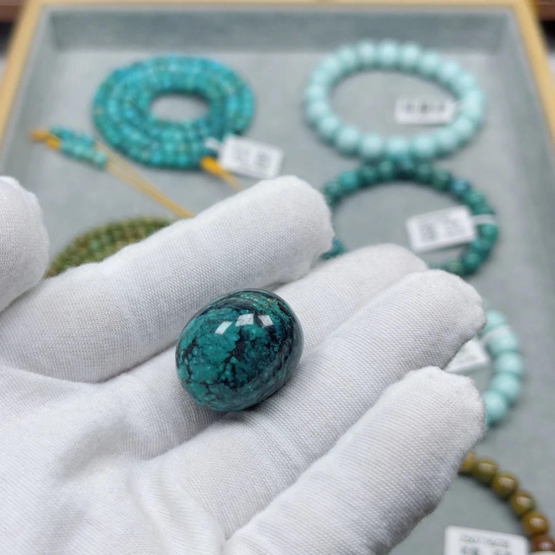 绿松石未镶嵌挂件