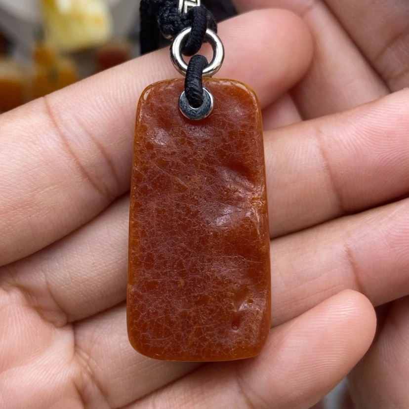 【闪购商品】琥珀颈饰未镶嵌
