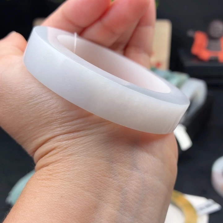 定制翡翠翡翠未镶嵌