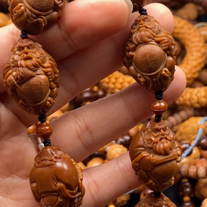 猴头核桃吊坠橄榄绿色