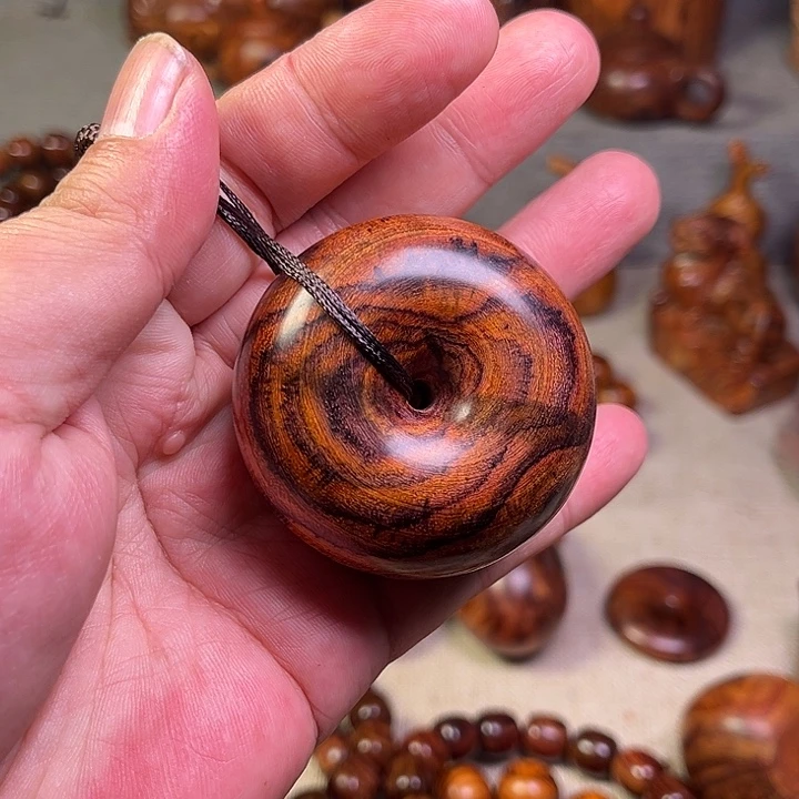 二***H黄花梨/降香黄檀海南黄花梨油梨工艺品