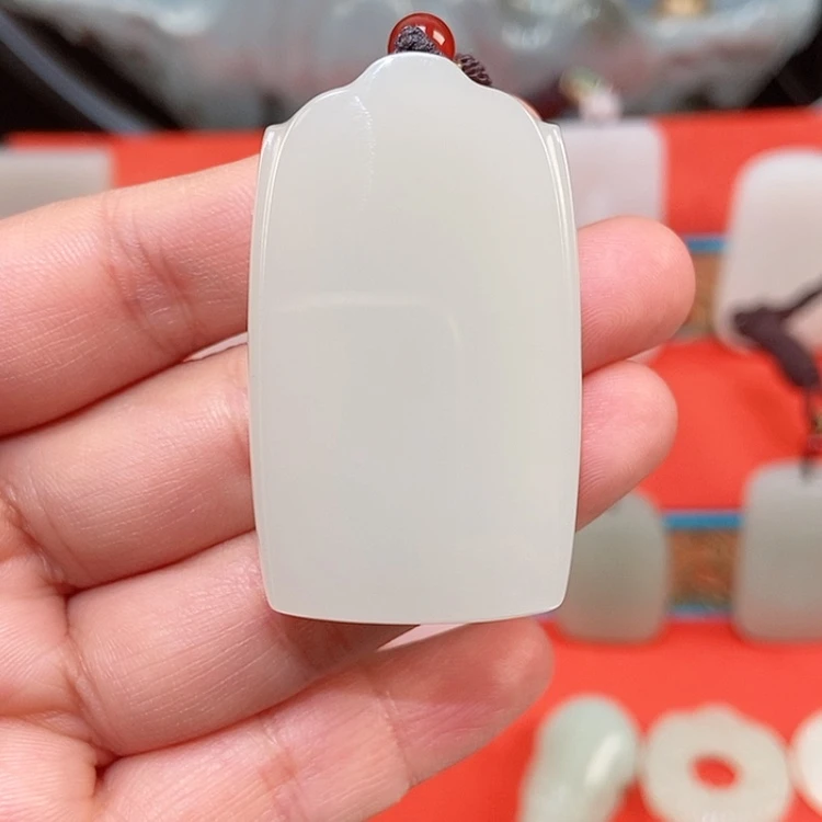 【闪购商品】颈饰未镶嵌和田玉