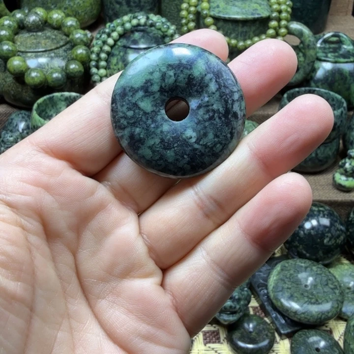 蛇纹石玉未镶嵌药王石能量养生产品