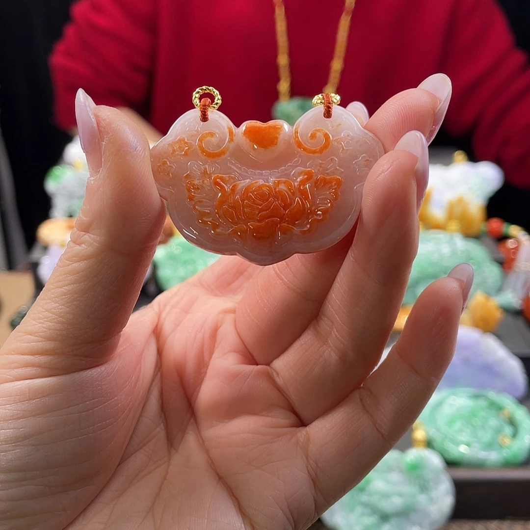 翡翠颈饰未镶嵌代编织