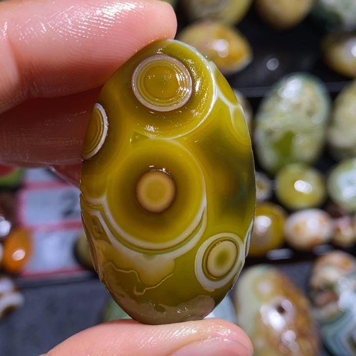 玛瑙/玉髓珠宝奇石未镶嵌