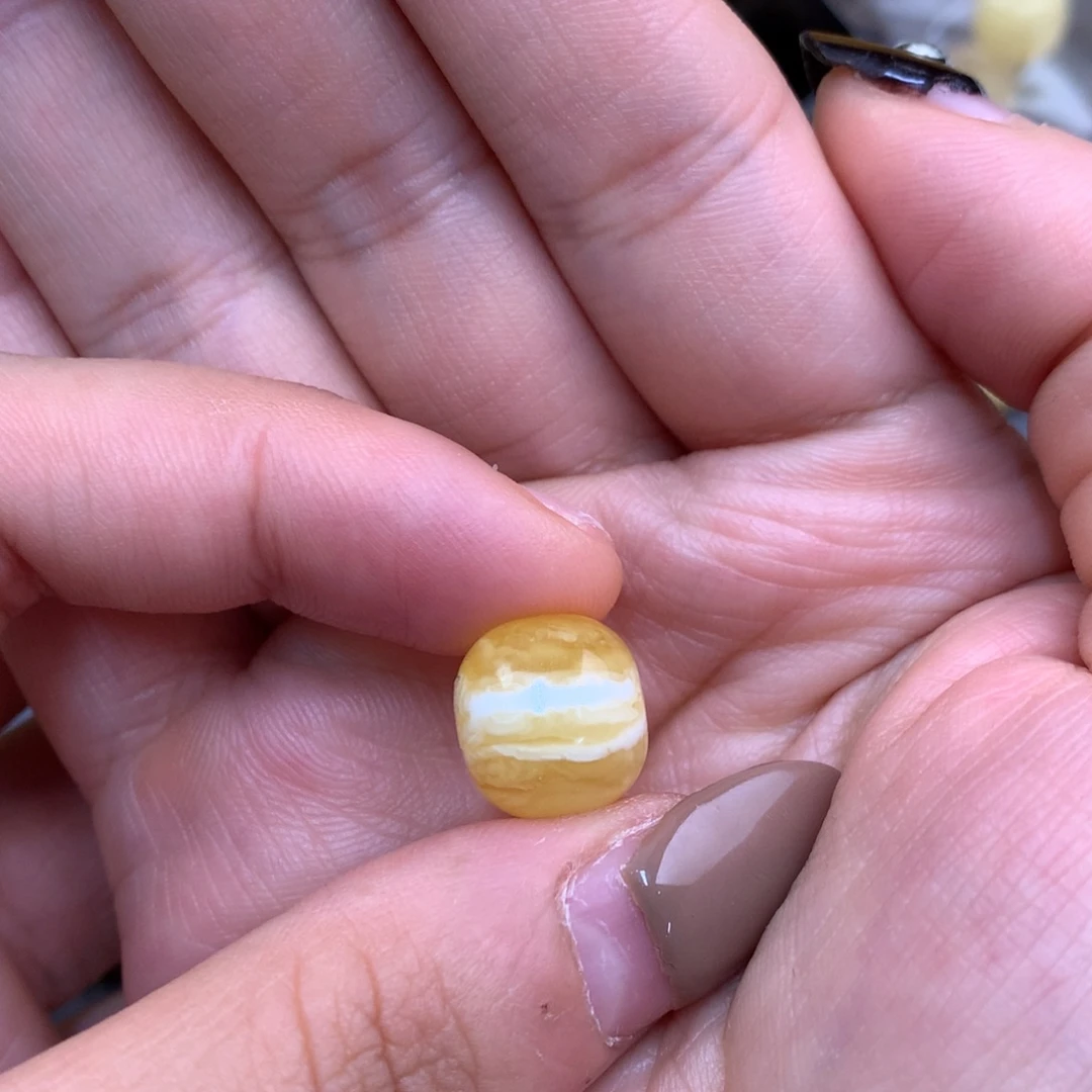 ****W琥珀未镶嵌裸石蜜蜡