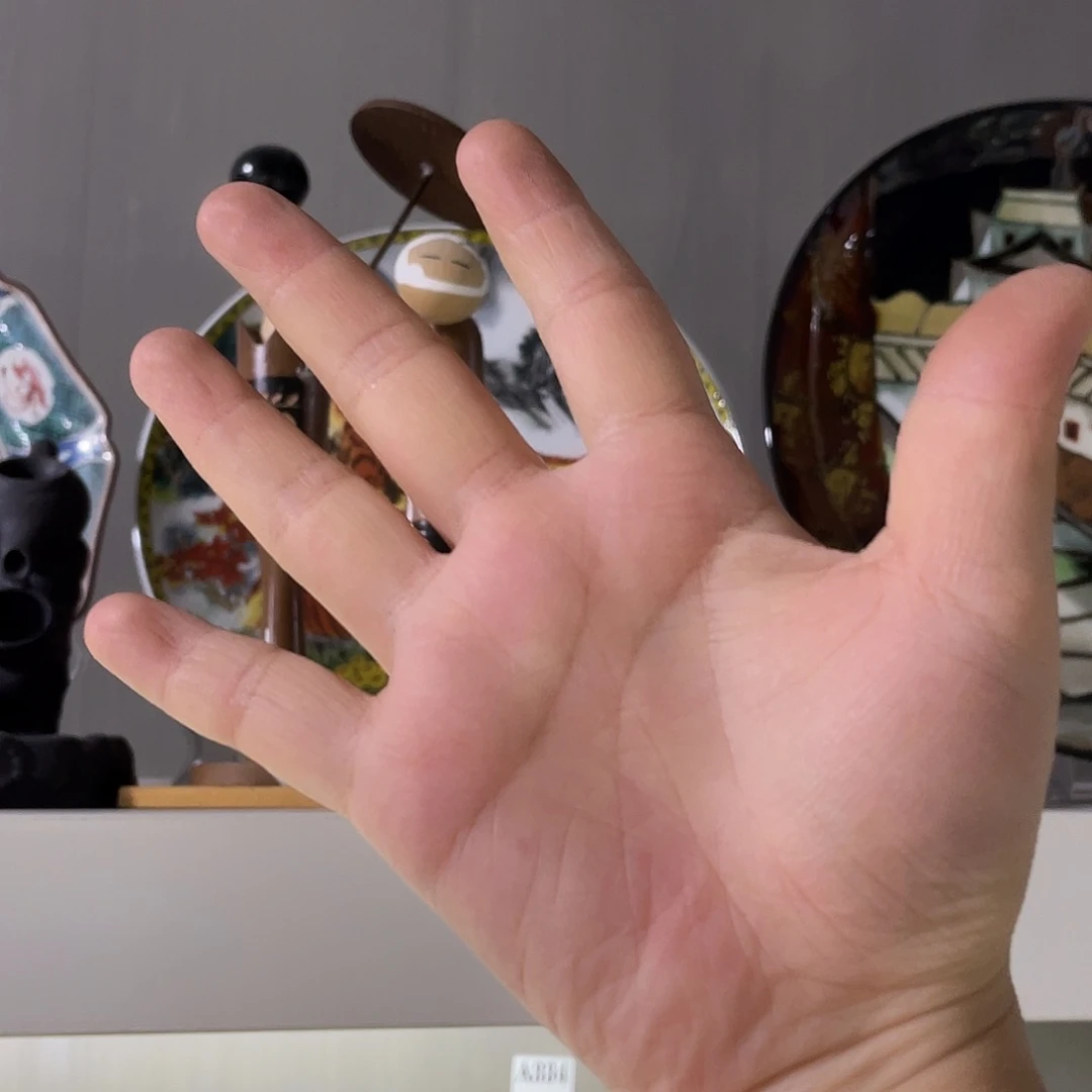 瓷片饱***夜哈哈哈我真的要把她打在脑门下