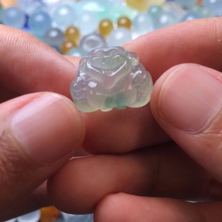 未镶嵌定制翡翠挂件