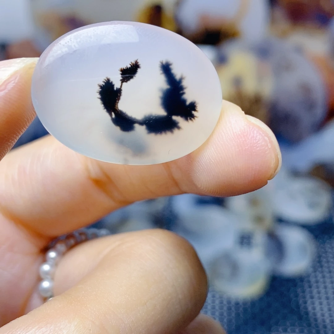 玛瑙/玉髓未镶嵌珠宝奇石