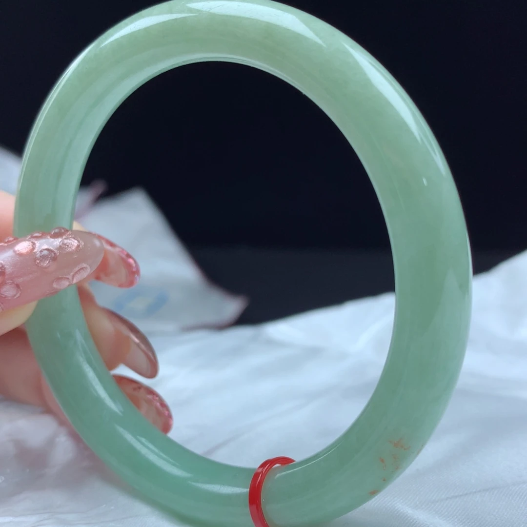 未镶嵌手镯（圆镯）翡翠86014，