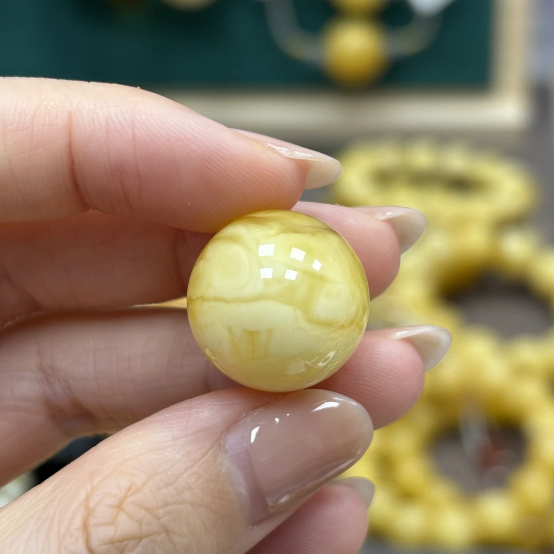 17.8mm带皮色· 小妖珠宝天然原矿琥珀蜜蜡