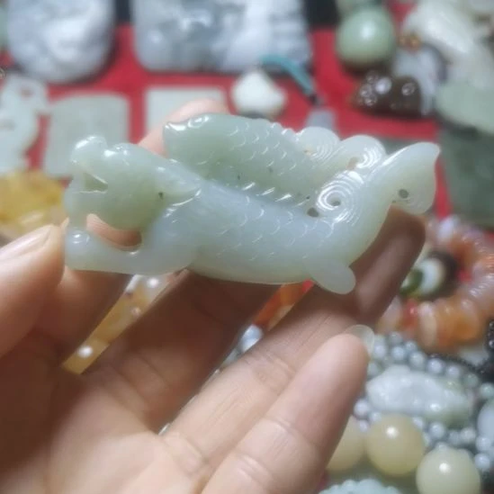 和田玉（糖玉）未镶嵌珠宝奇石