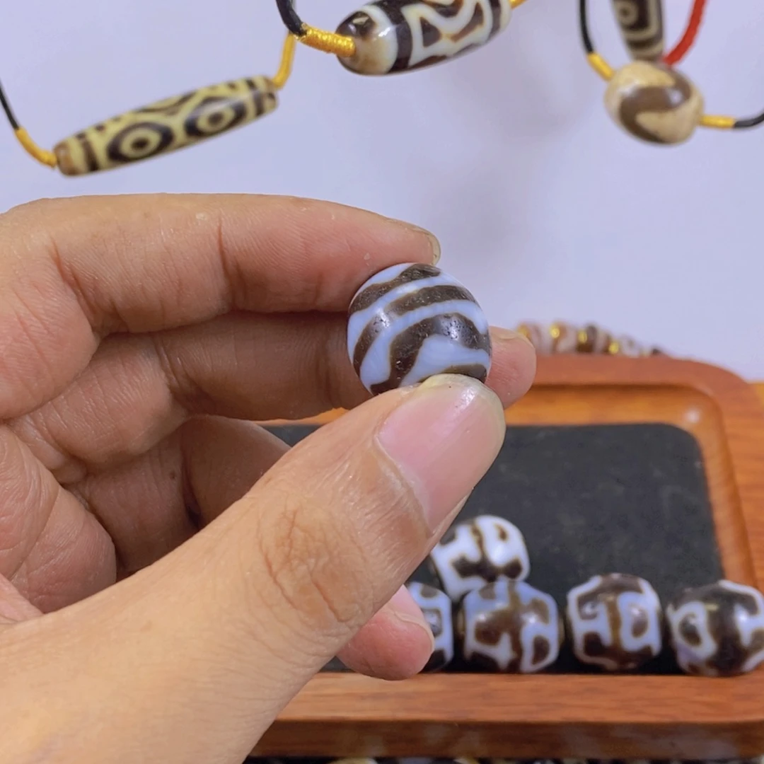 凹***n玛瑙/玉髓颈饰未镶嵌福利，不支持退款