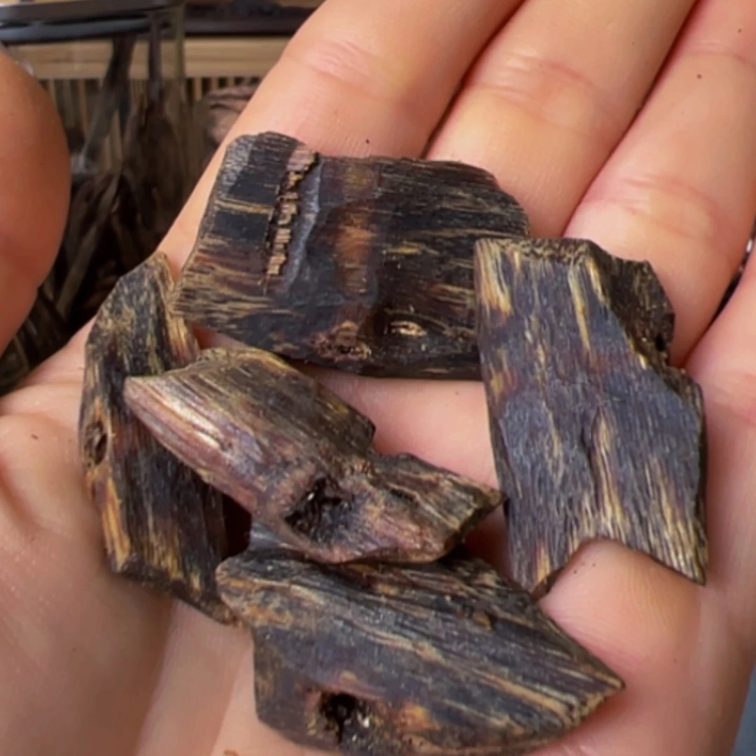 【闪购商品】沉香沉香碎屑奇楠红棋高端老块料10克