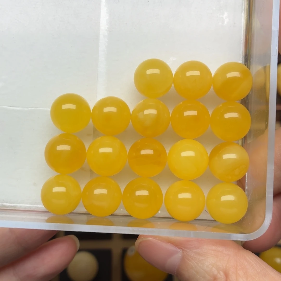 蜜蜡未镶嵌裸石蜜蜡12小+串