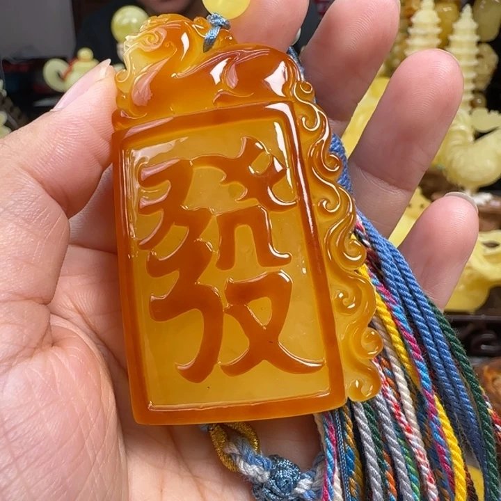 未镶嵌蜜蜡珠宝奇石