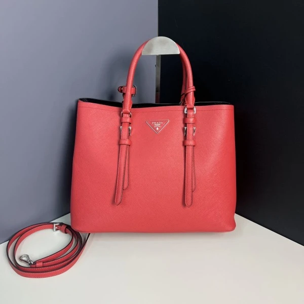 普拉达/95新/包包/250625LT0016/C18371722794