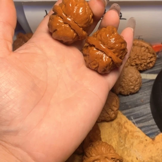 文玩核桃吊坠蛤蟆