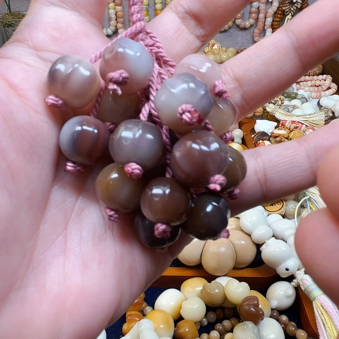 吊坠菩提根/象牙果