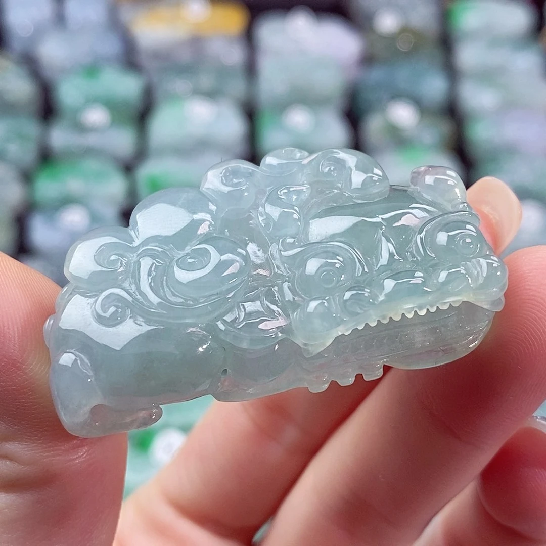 颈饰未镶嵌翡翠天然