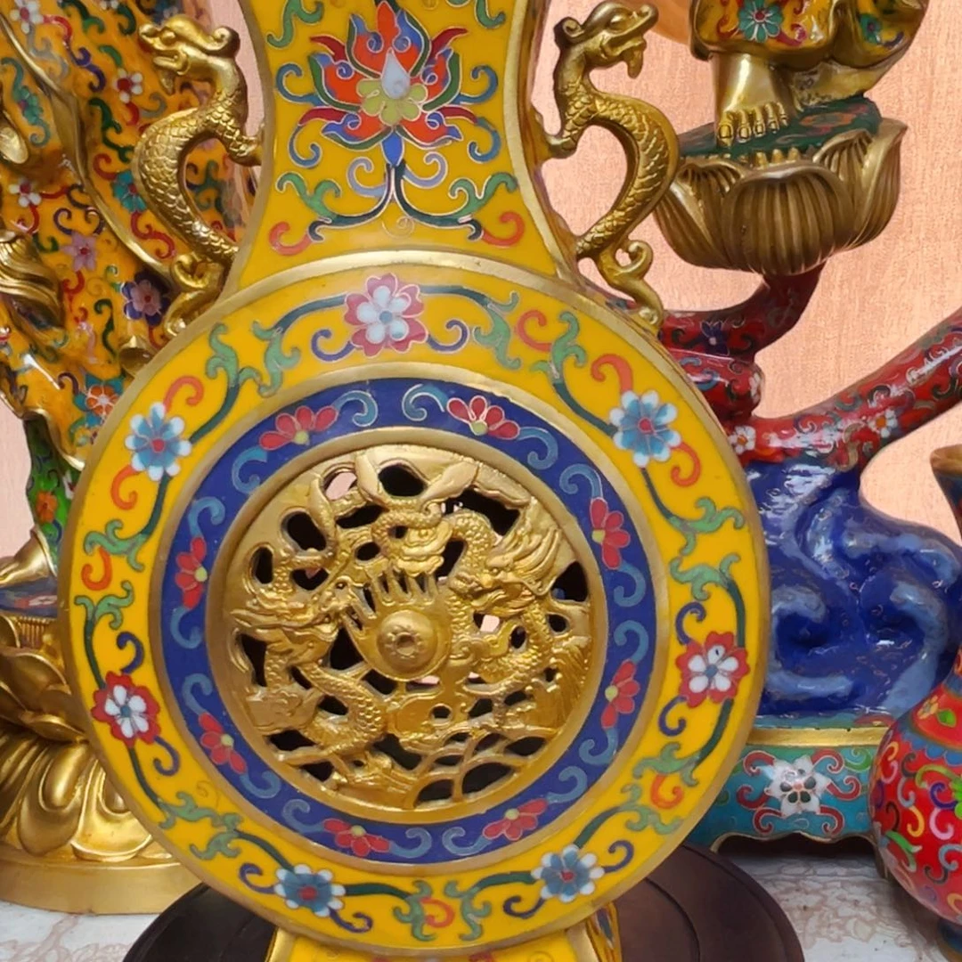 戈***鹰铜铜胎珐琅景泰蓝花瓶一对高31