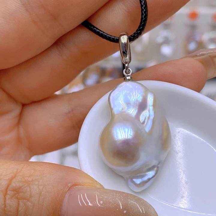 淡水珍珠吊坠(赠链)未镶嵌