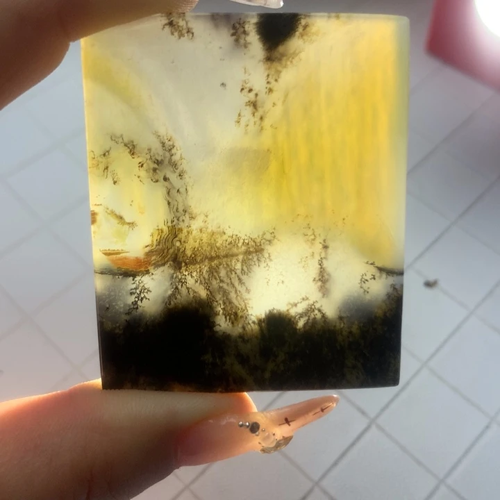張***靈玛瑙/玉髓未镶嵌颈饰