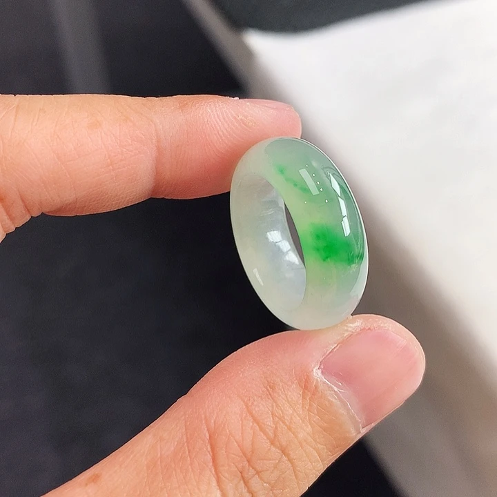 翡翠未镶嵌戒指12号