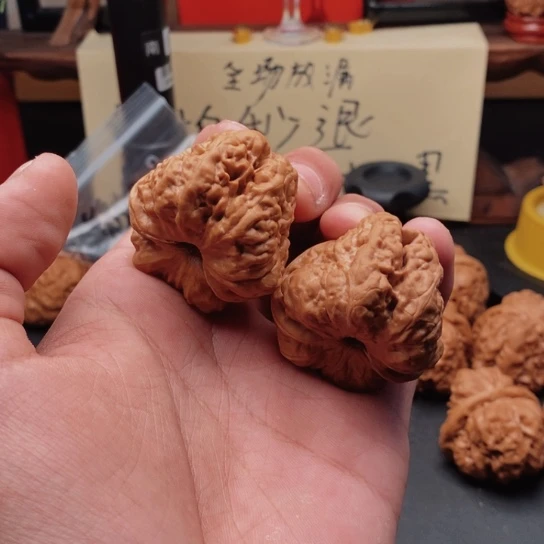 文玩核桃把件陈*嘟蛤蟆40