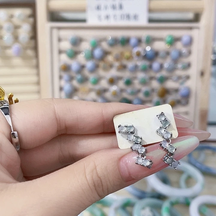 翡翠未镶嵌颈饰天然翡翠Ａ货