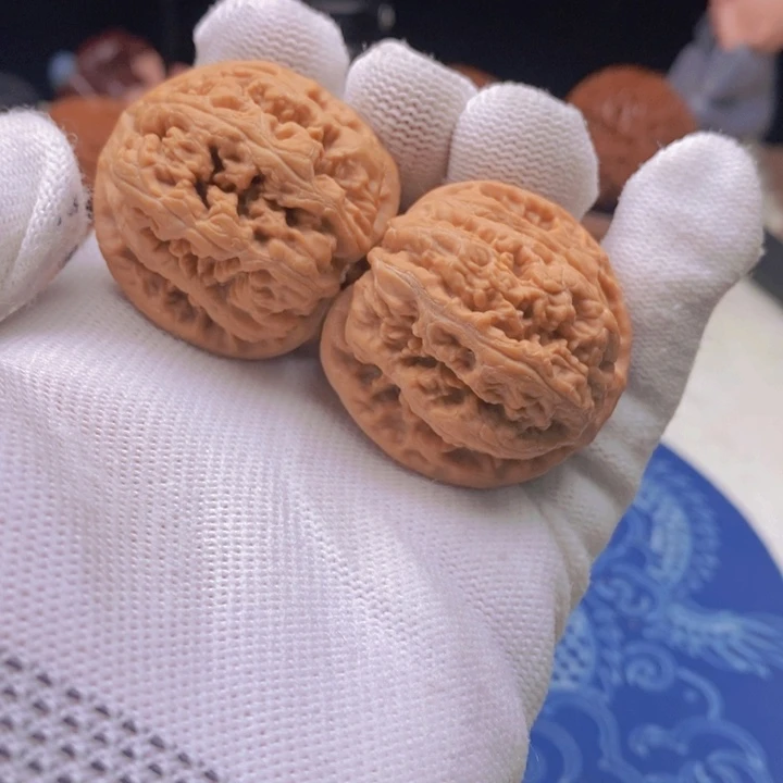 文玩核桃吊坠王*南将石