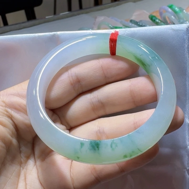 未镶嵌手镯翡翠56