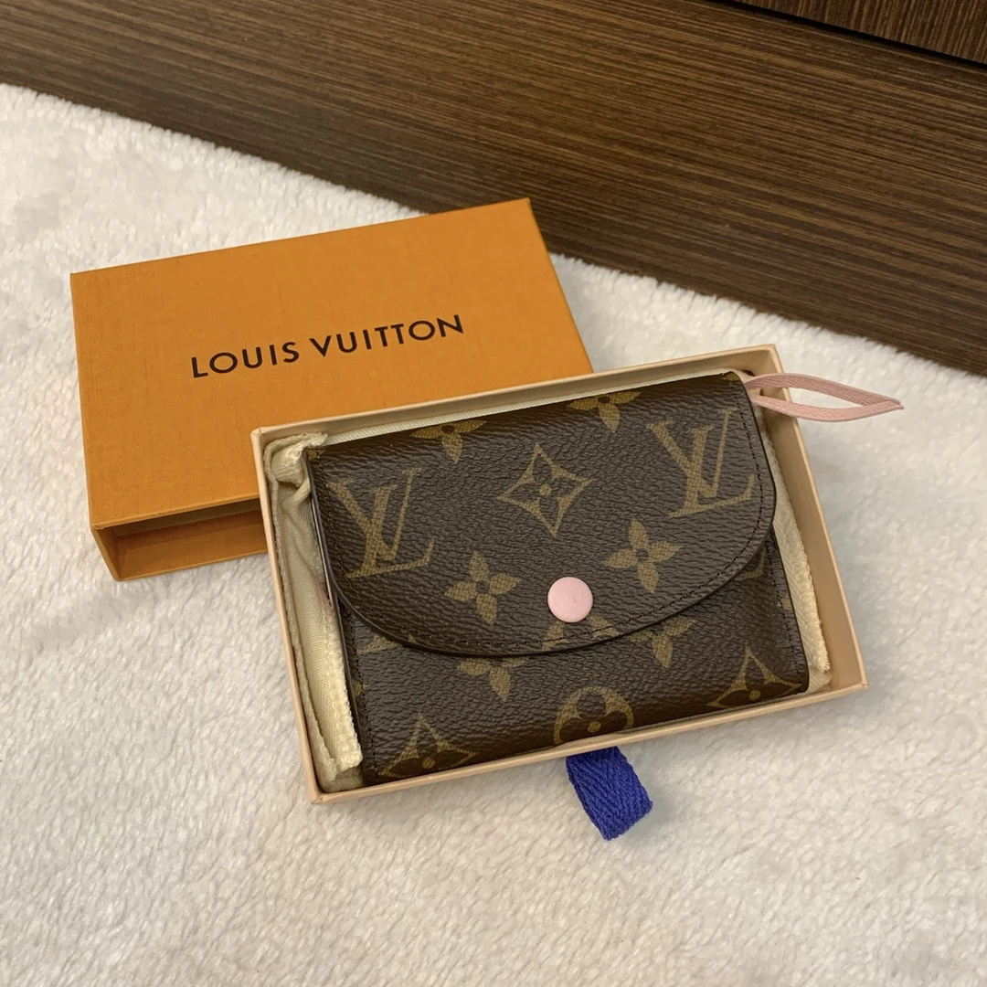 99新 LouisVuitton/路易威登 LV老花粉豆豆钱包卡包