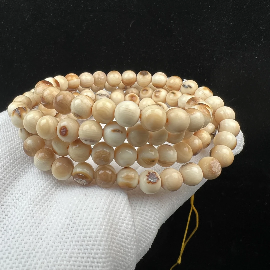 U1688猛犸牙脖挂7mm【不但有坑有裂还无运费险-老板请理性】