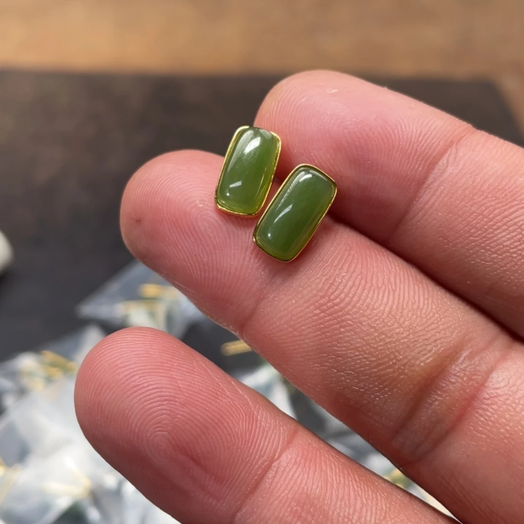 【闪购商品】和田玉银S925镶嵌耳饰