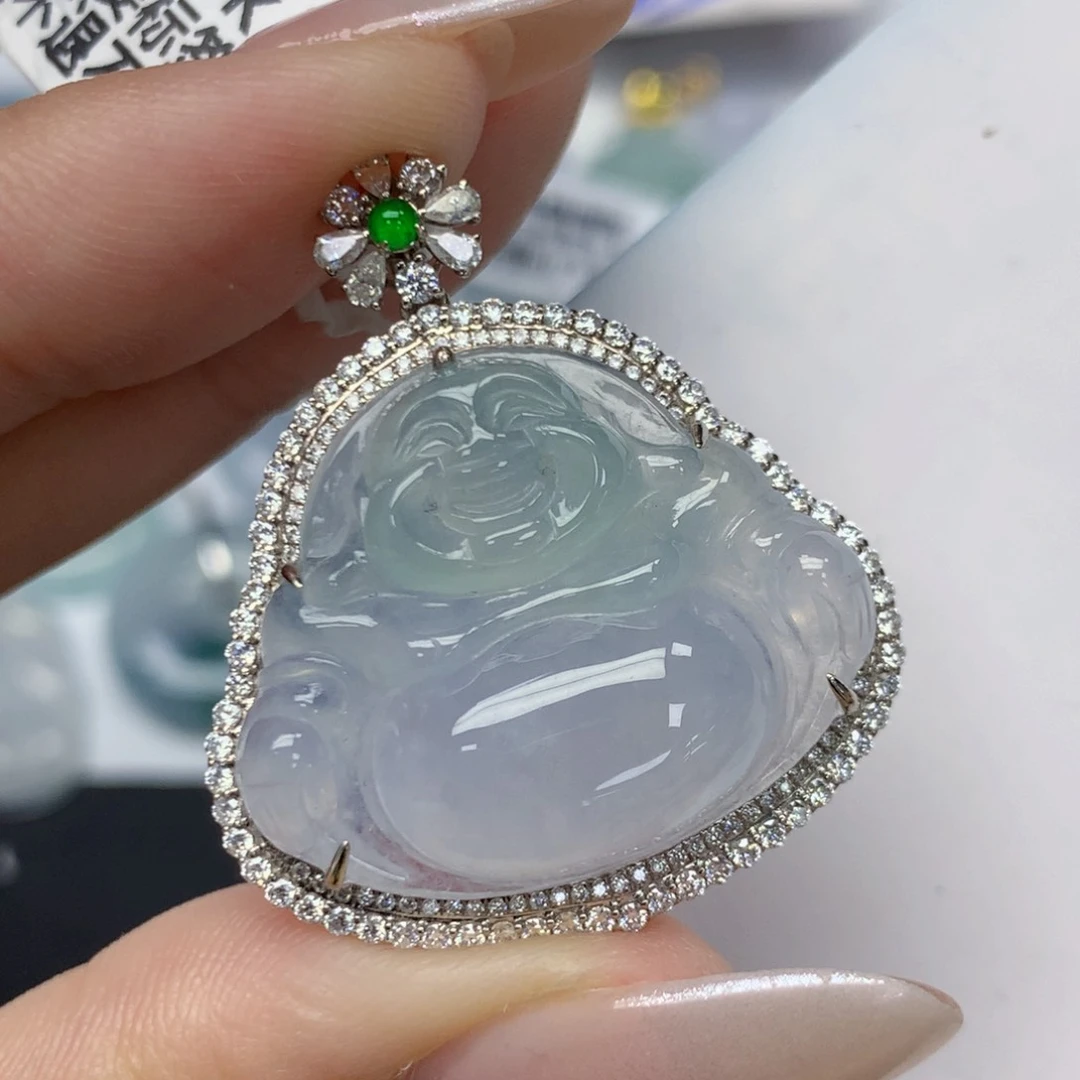 颈饰18K金镶嵌翡翠