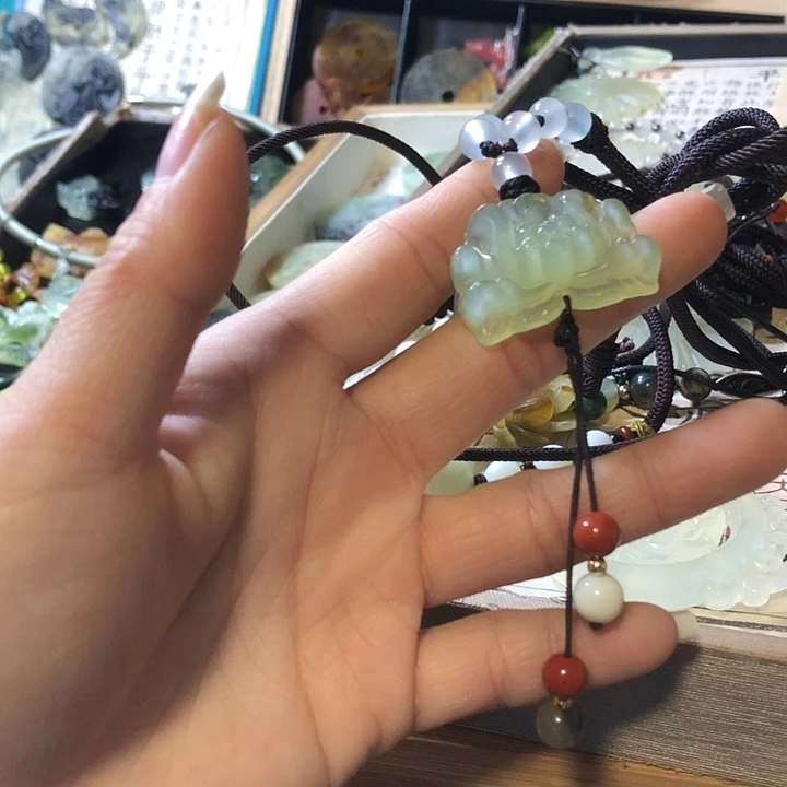 岫玉未镶嵌岫玉挂件