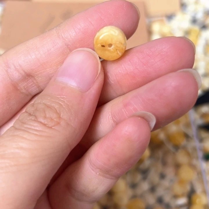 蜜蜡未镶嵌裸石10mm一个
