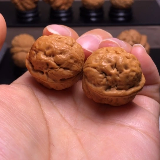 文玩核桃把件脑纹青蛙35
