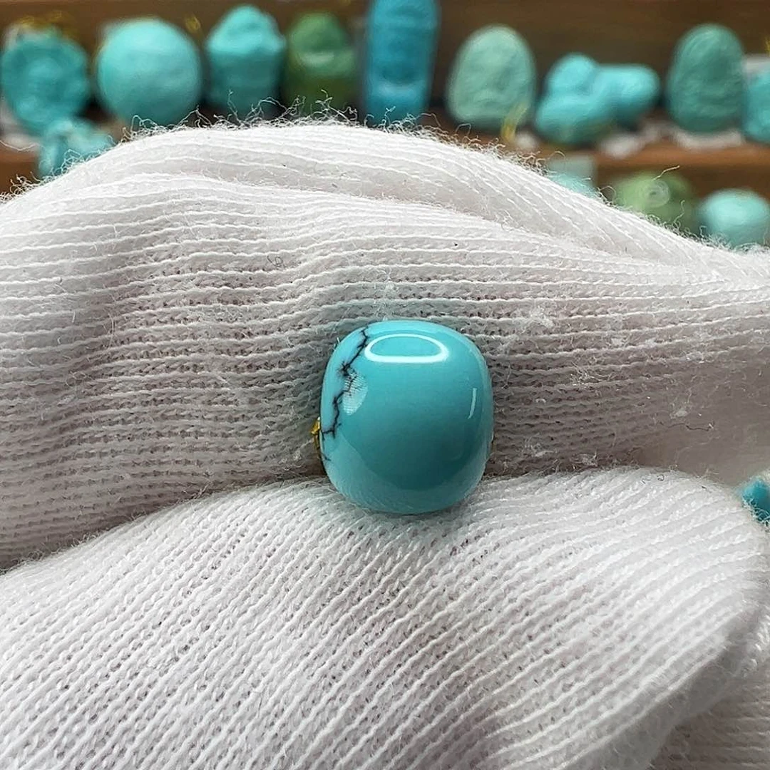 绿松石配饰未镶嵌