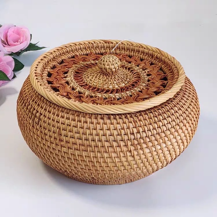 A藤编镂空宝盒可用于针线茶叶收纳24厘米