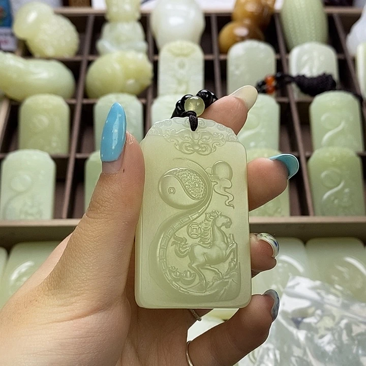 昆仑石双面守护马