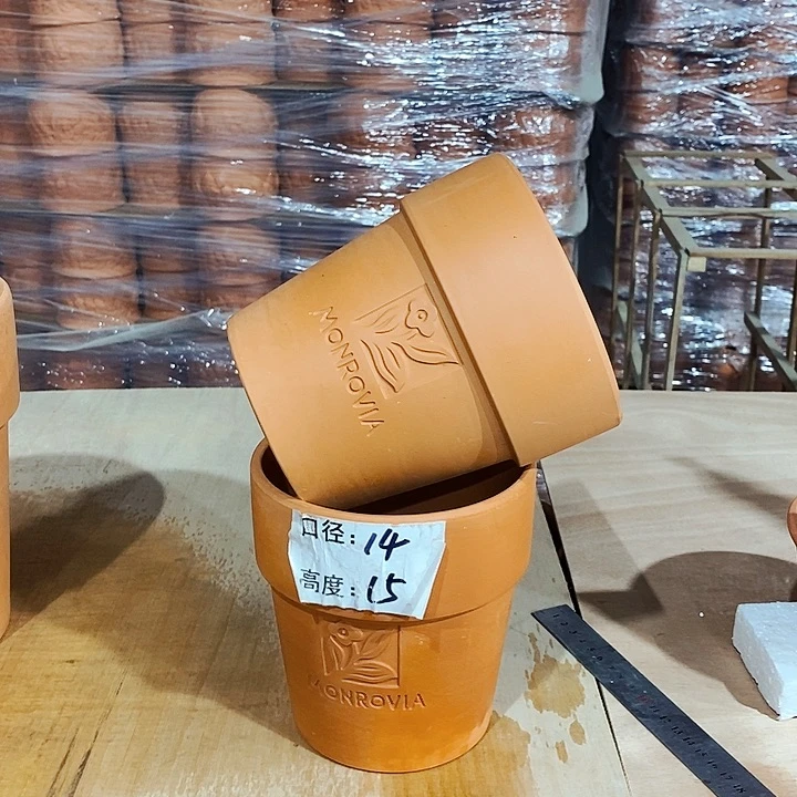 红陶10-14×15两个