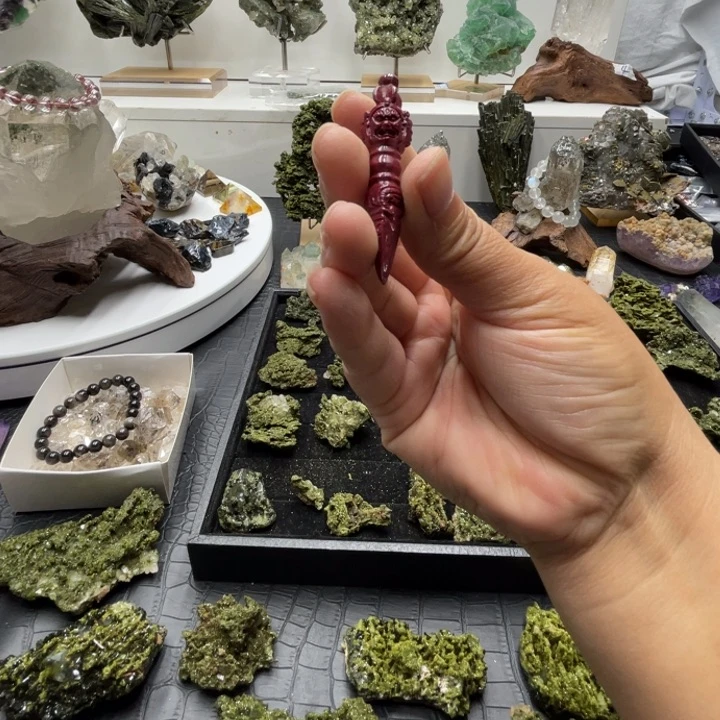 未镶嵌珠宝半成品水晶