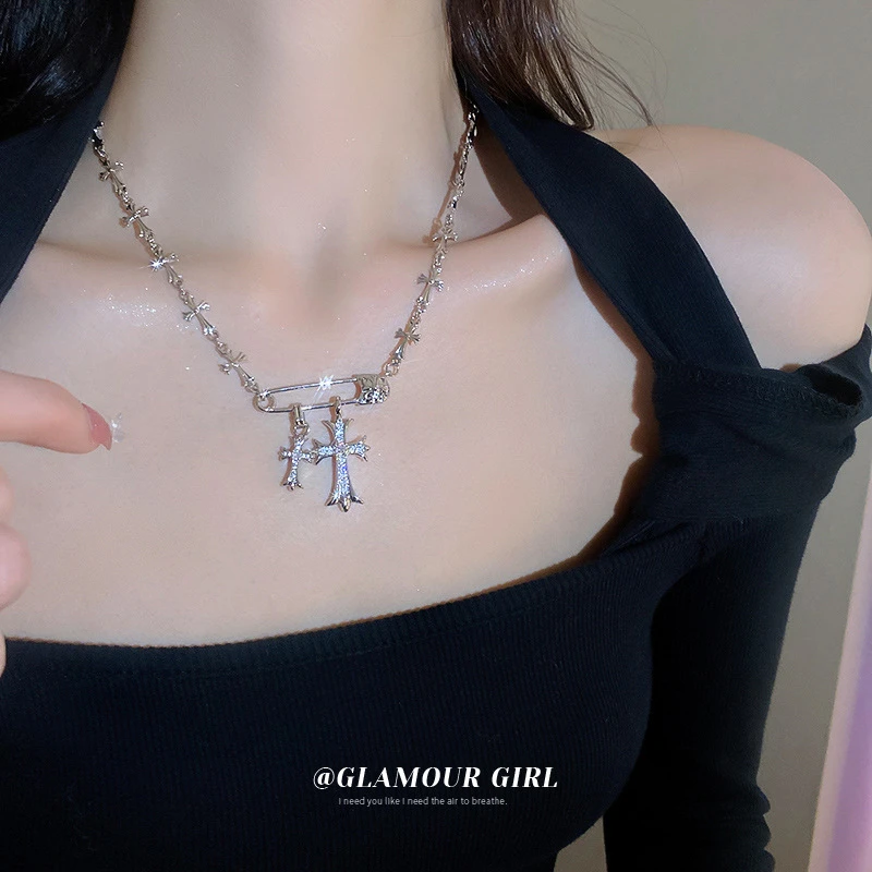 【品牌】韩国别针锆石十字架时尚冷淡风锁骨链个性气质轻奢时尚百搭