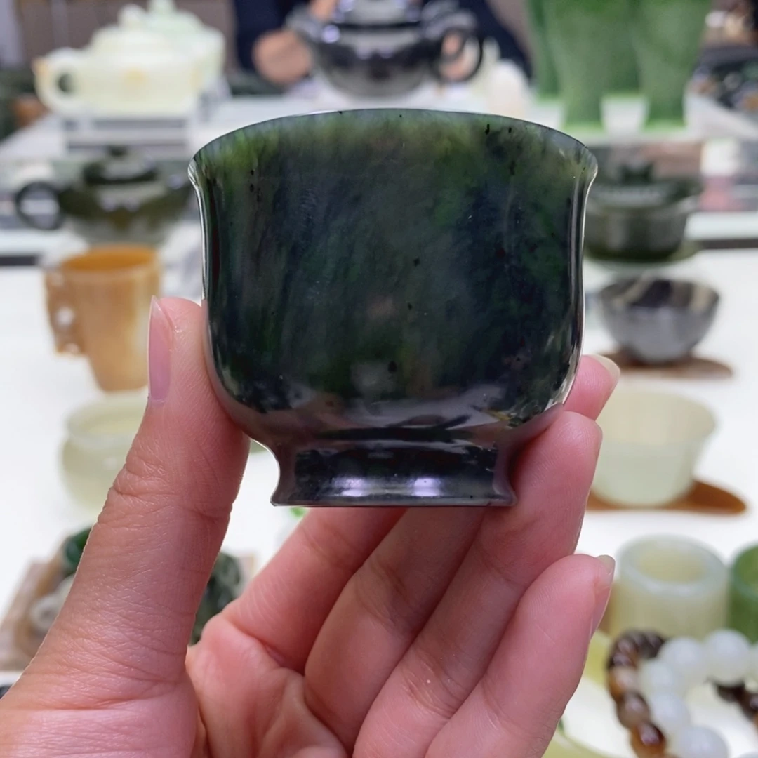 和田玉杯子未镶嵌揽*